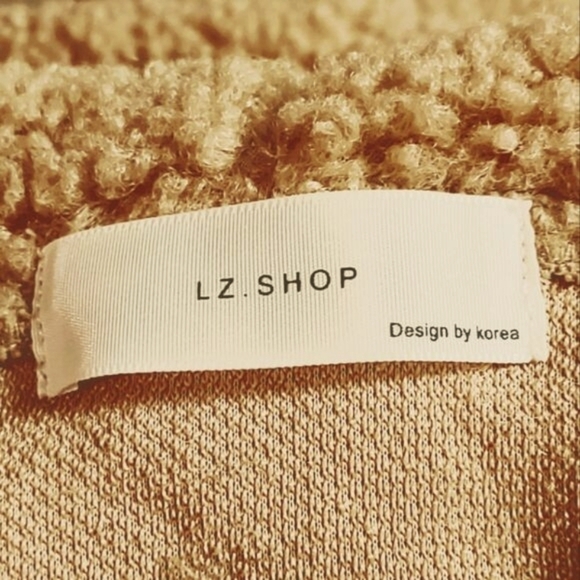 TEDDY BEAR PLUSH TAN PULLOVER HOODIE WITH FRONT POCKET WOMEN'S SIZE M - Picture 6 of 6